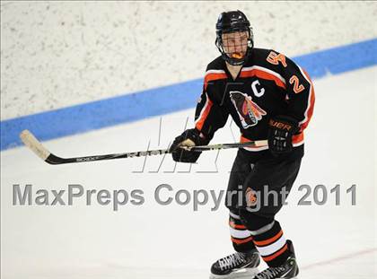 Thumbnail 1 in Watertown/Pomperaug vs. Staples/Weston/Shelton (CIAC Division 3 Final) photogallery.