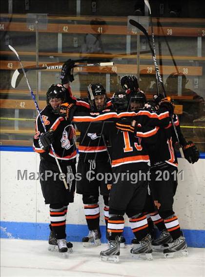 Thumbnail 3 in Watertown/Pomperaug vs. Staples/Weston/Shelton (CIAC Division 3 Final) photogallery.