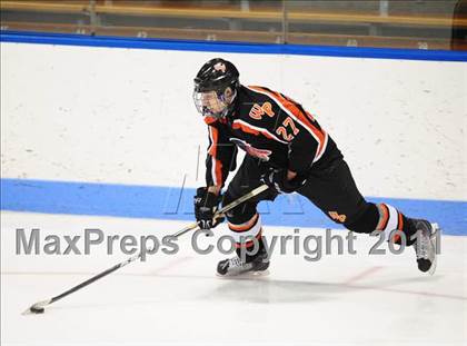 Thumbnail 2 in Watertown/Pomperaug vs. Staples/Weston/Shelton (CIAC Division 3 Final) photogallery.