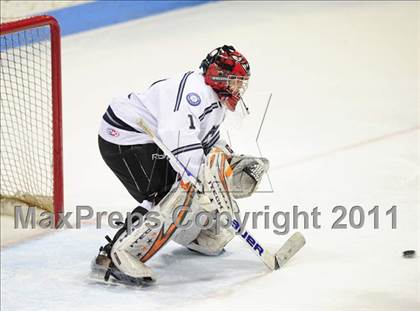 Thumbnail 2 in Watertown/Pomperaug vs. Staples/Weston/Shelton (CIAC Division 3 Final) photogallery.