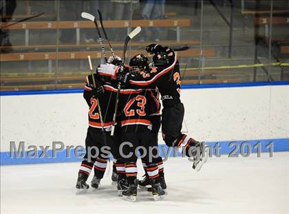 Thumbnail 1 in Watertown/Pomperaug vs. Staples/Weston/Shelton (CIAC Division 3 Final) photogallery.