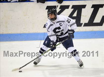 Thumbnail 2 in Watertown/Pomperaug vs. Staples/Weston/Shelton (CIAC Division 3 Final) photogallery.