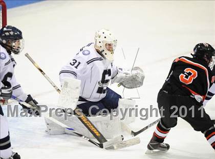 Thumbnail 2 in Watertown/Pomperaug vs. Staples/Weston/Shelton (CIAC Division 3 Final) photogallery.