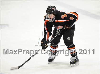 Thumbnail 1 in Watertown/Pomperaug vs. Staples/Weston/Shelton (CIAC Division 3 Final) photogallery.