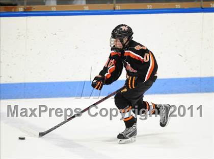 Thumbnail 3 in Watertown/Pomperaug vs. Staples/Weston/Shelton (CIAC Division 3 Final) photogallery.