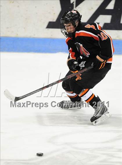 Thumbnail 3 in Watertown/Pomperaug vs. Staples/Weston/Shelton (CIAC Division 3 Final) photogallery.