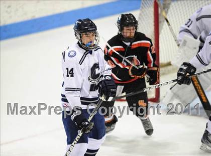 Thumbnail 1 in Watertown/Pomperaug vs. Staples/Weston/Shelton (CIAC Division 3 Final) photogallery.