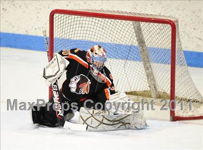 Thumbnail 2 in Watertown/Pomperaug vs. Staples/Weston/Shelton (CIAC Division 3 Final) photogallery.