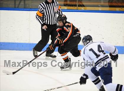 Thumbnail 2 in Watertown/Pomperaug vs. Staples/Weston/Shelton (CIAC Division 3 Final) photogallery.