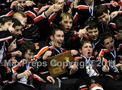 Thumbnail 2 in Watertown/Pomperaug vs. Staples/Weston/Shelton (CIAC Division 3 Final) photogallery.