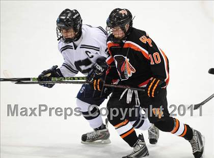 Thumbnail 2 in Watertown/Pomperaug vs. Staples/Weston/Shelton (CIAC Division 3 Final) photogallery.