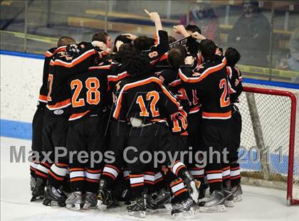 Thumbnail 3 in Watertown/Pomperaug vs. Staples/Weston/Shelton (CIAC Division 3 Final) photogallery.