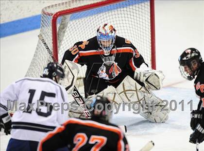 Thumbnail 2 in Watertown/Pomperaug vs. Staples/Weston/Shelton (CIAC Division 3 Final) photogallery.
