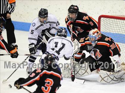 Thumbnail 3 in Watertown/Pomperaug vs. Staples/Weston/Shelton (CIAC Division 3 Final) photogallery.