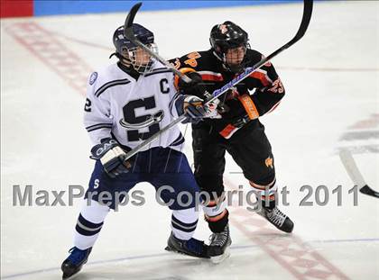 Thumbnail 2 in Watertown/Pomperaug vs. Staples/Weston/Shelton (CIAC Division 3 Final) photogallery.