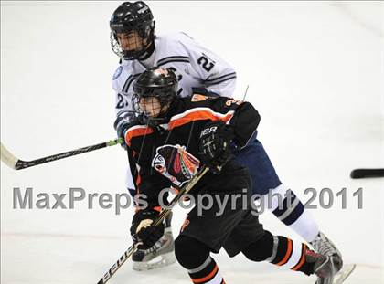Thumbnail 3 in Watertown/Pomperaug vs. Staples/Weston/Shelton (CIAC Division 3 Final) photogallery.