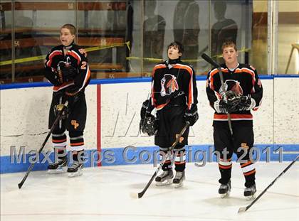 Thumbnail 1 in Watertown/Pomperaug vs. Staples/Weston/Shelton (CIAC Division 3 Final) photogallery.
