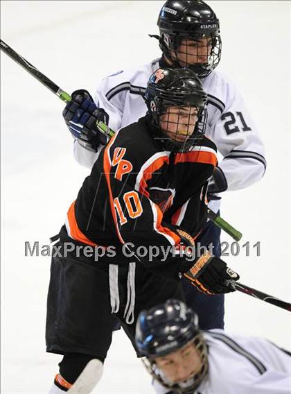 Thumbnail 2 in Watertown/Pomperaug vs. Staples/Weston/Shelton (CIAC Division 3 Final) photogallery.