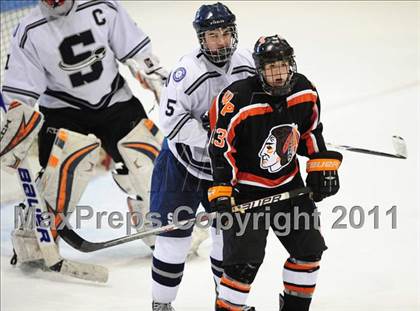 Thumbnail 1 in Watertown/Pomperaug vs. Staples/Weston/Shelton (CIAC Division 3 Final) photogallery.