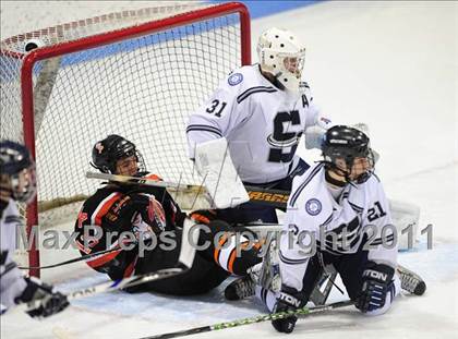 Thumbnail 3 in Watertown/Pomperaug vs. Staples/Weston/Shelton (CIAC Division 3 Final) photogallery.
