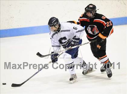 Thumbnail 1 in Watertown/Pomperaug vs. Staples/Weston/Shelton (CIAC Division 3 Final) photogallery.