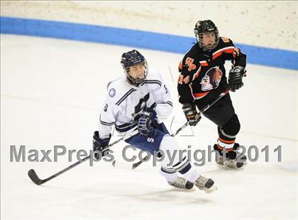 Thumbnail 1 in Watertown/Pomperaug vs. Staples/Weston/Shelton (CIAC Division 3 Final) photogallery.