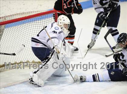 Thumbnail 1 in Watertown/Pomperaug vs. Staples/Weston/Shelton (CIAC Division 3 Final) photogallery.