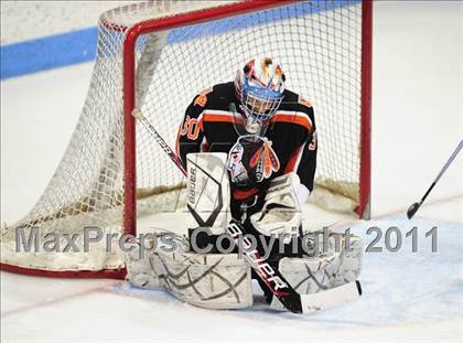 Thumbnail 1 in Watertown/Pomperaug vs. Staples/Weston/Shelton (CIAC Division 3 Final) photogallery.