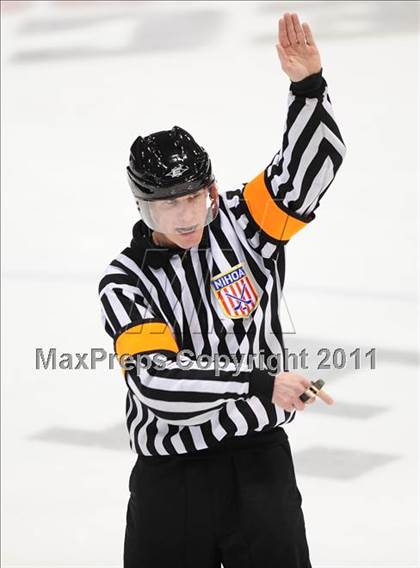 Thumbnail 3 in Watertown/Pomperaug vs. Staples/Weston/Shelton (CIAC Division 3 Final) photogallery.