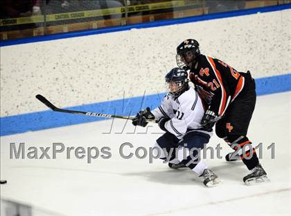 Thumbnail 2 in Watertown/Pomperaug vs. Staples/Weston/Shelton (CIAC Division 3 Final) photogallery.