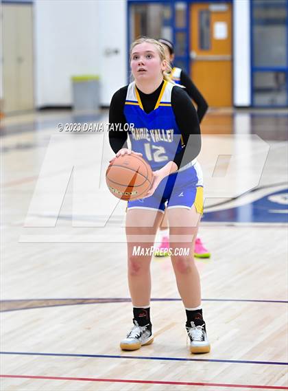 Thumbnail 2 in Prairie Valley vs Perrin-Whitt (Perrin Tournament) photogallery.