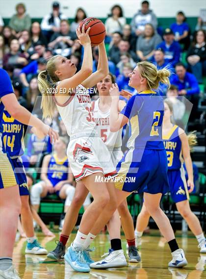 Thumbnail 2 in Truckee vs. Lowry (NIAA 3A Northern Semifinals) photogallery.