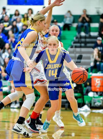 Thumbnail 1 in Truckee vs. Lowry (NIAA 3A Northern Semifinals) photogallery.