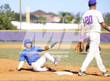 Thumbnail 1 in King @ Lennard (Saladino) photogallery.
