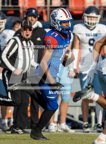 Thumbnail 1 in Cherry Creek vs. Valor Christian (CHSAA 5A State Championship) photogallery.