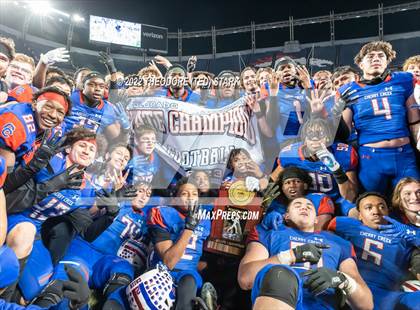 Thumbnail 2 in Cherry Creek vs. Valor Christian (CHSAA 5A State Championship) photogallery.