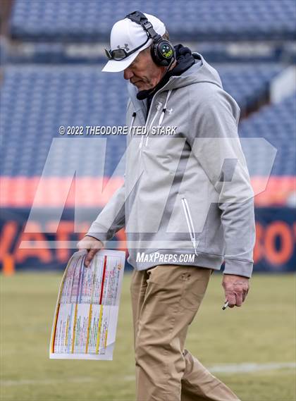 Thumbnail 3 in Cherry Creek vs. Valor Christian (CHSAA 5A State Championship) photogallery.