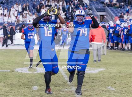 Thumbnail 2 in Cherry Creek vs. Valor Christian (CHSAA 5A State Championship) photogallery.