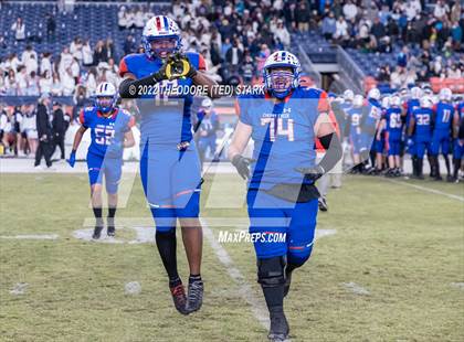 Thumbnail 3 in Cherry Creek vs. Valor Christian (CHSAA 5A State Championship) photogallery.