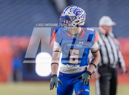 Thumbnail 3 in Cherry Creek vs. Valor Christian (CHSAA 5A State Championship) photogallery.