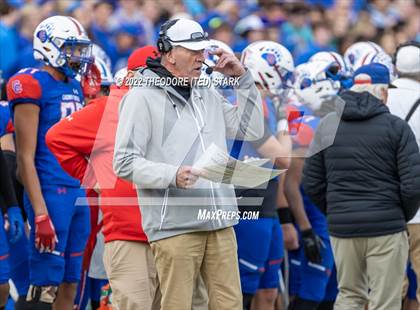 Thumbnail 2 in Cherry Creek vs. Valor Christian (CHSAA 5A State Championship) photogallery.