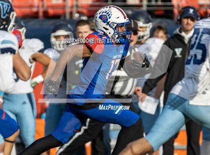 Thumbnail 2 in Cherry Creek vs. Valor Christian (CHSAA 5A State Championship) photogallery.