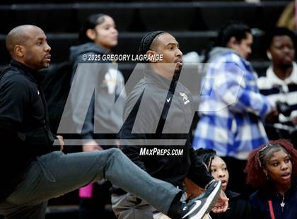 Thumbnail 1 in Lamar vs Haltom photogallery.