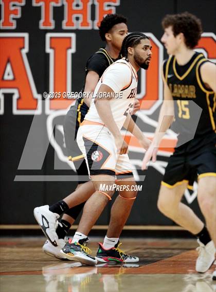 Thumbnail 3 in Lamar vs Haltom photogallery.