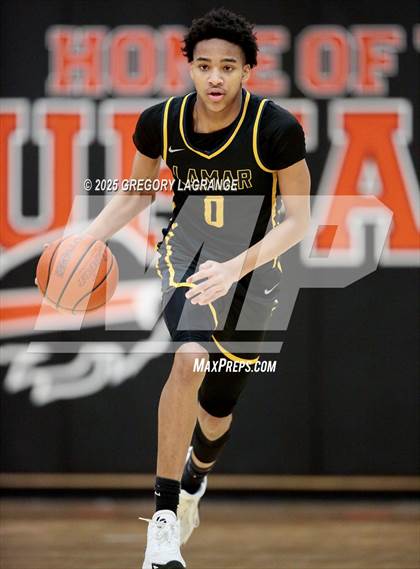 Thumbnail 2 in Lamar vs Haltom photogallery.
