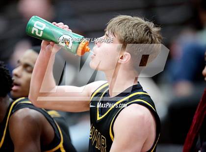 Thumbnail 1 in Lamar vs Haltom photogallery.