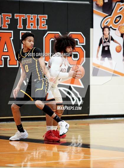 Thumbnail 1 in Lamar vs Haltom photogallery.