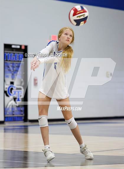 Thumbnail 2 in Aubrey @ Gunter photogallery.