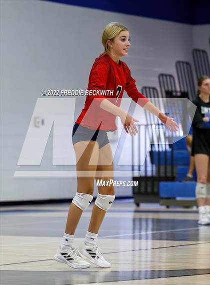 Thumbnail 3 in Aubrey @ Gunter photogallery.