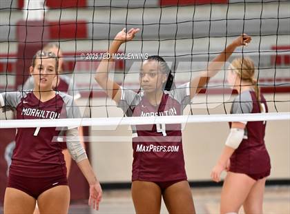 Thumbnail 3 in Dover @ Morrilton photogallery.